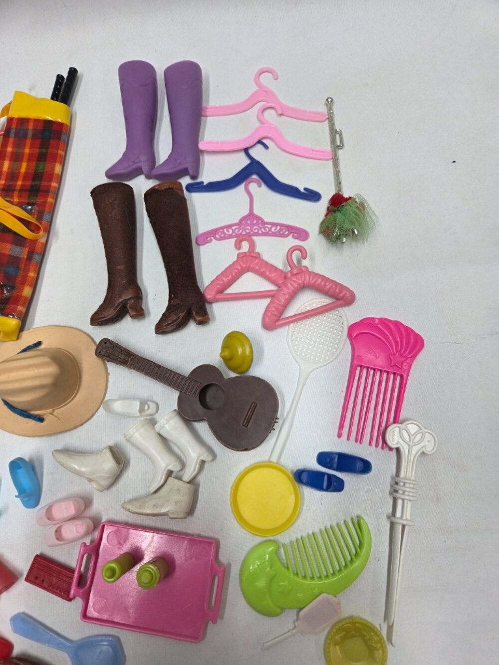 Barbie and Fashion Doll Accessories Lot Boots Bags Doctor - Picture 6 of 11